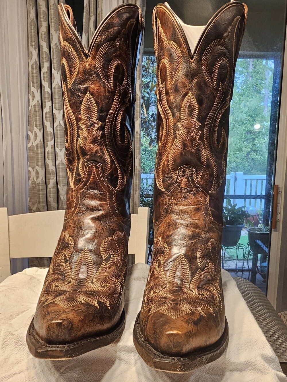 Dan Post Marcella Dark Brown Western Boots • 7.5 • Distressed Leather Snip Toe